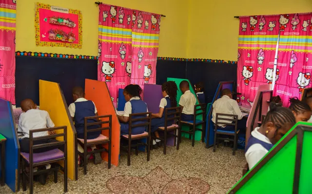 Individualised learning classroom